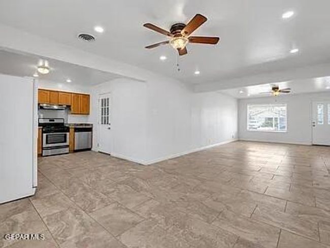 Kitchen | Image 14