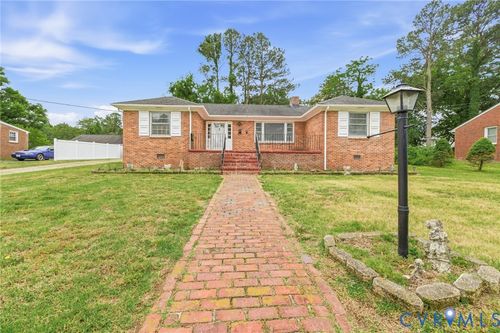525 James Ave, Colonial Heights, VA, 23834-2809 | Card Image