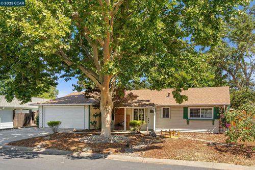 94 Cynthia Dr, Pleasant Hill, CA, 94523-2902 | Card Image