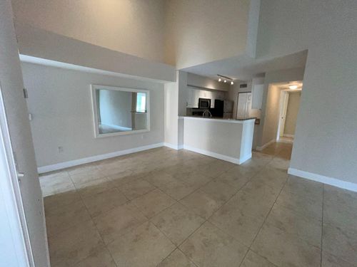 201-7832 Sonoma Springs Cir, Lake Worth, FL, 33463-7940 | Card Image