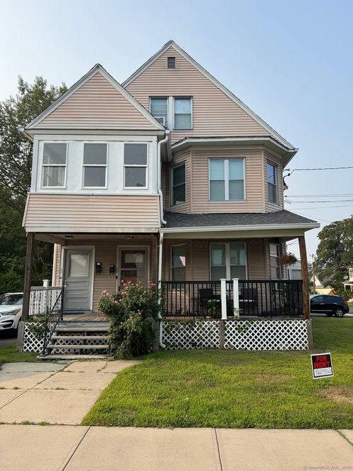 37 New King St, Enfield, CT, 06082-3517 | Card Image