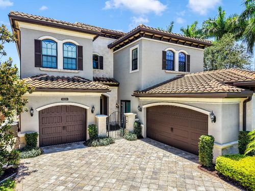 8520 Lewis River Rd, Delray Beach, FL, 33446-9598 | Card Image