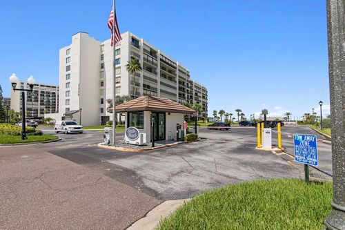 212-1400 Gulf Blvd, CLEARWATER, FL, 33767-2829 | Card Image