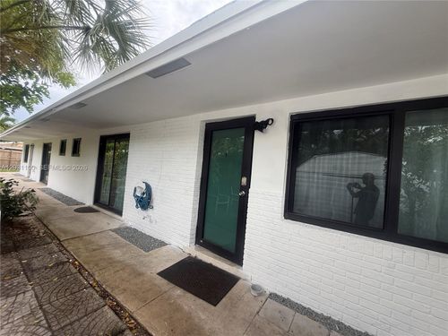 a-1700 Sw 20th St, Fort Lauderdale, FL, 33315-1825 | Card Image