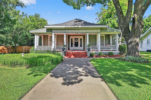 1018 N Woods St, Sherman, TX, 75092-5141 | Card Image