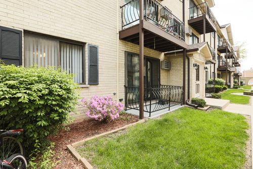107-7218 W Wrightwood Avenue, Elmwood Park, IL, 60707 | Card Image
