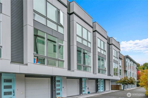 c-5009 Renton Ave S, Seattle, WA, 98118-1932 | Card Image