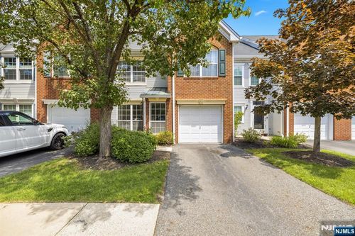 55 Heritage Ct, Towaco, NJ, 07082-1262 | Card Image