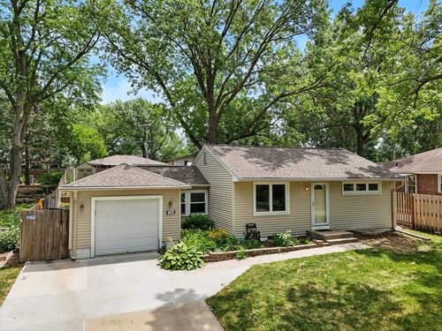 2748 S 38th St, Lincoln, NE, 68506-3232 | Card Image