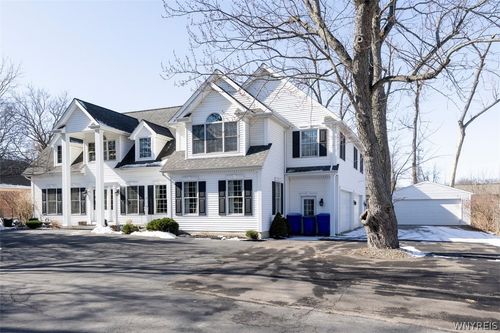 860 Union Rd, West Seneca, NY, 14224-3448 | Card Image