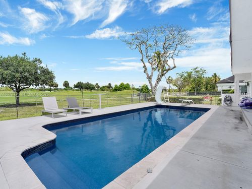 621 E Tropical Way, Plantation, FL, 33317-3334 | Card Image