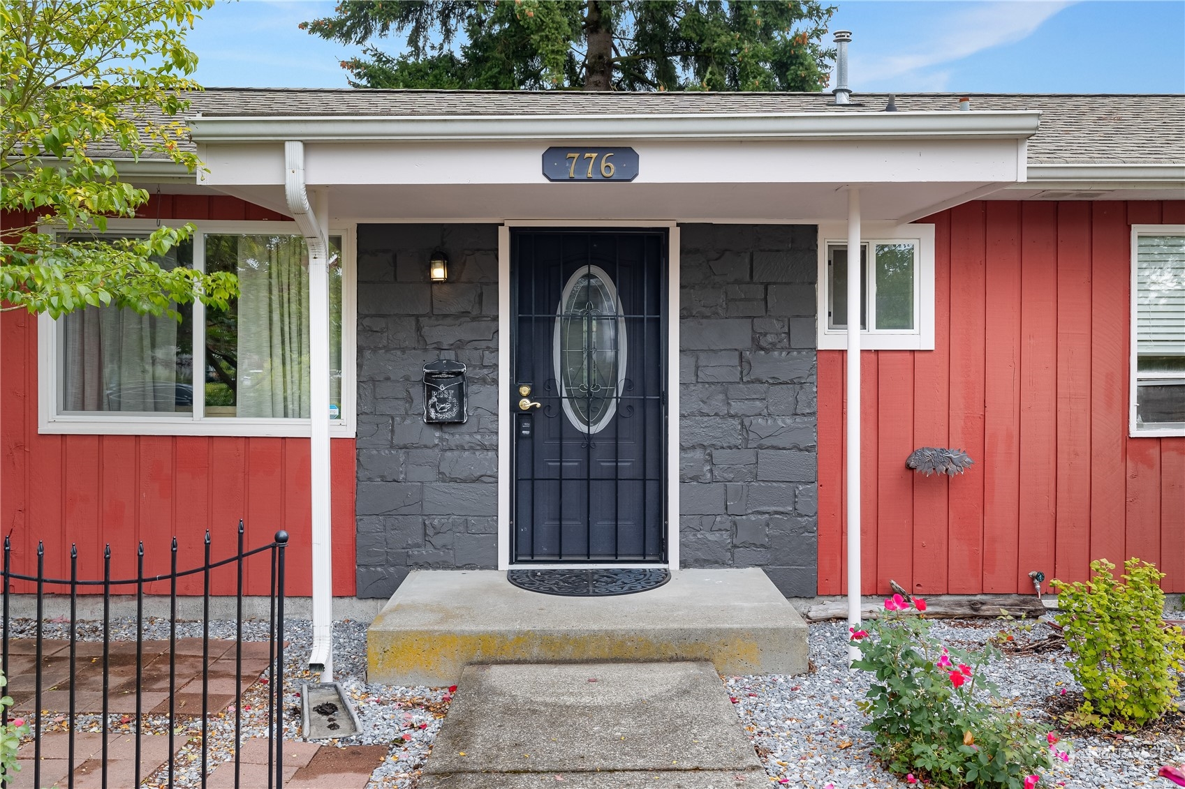 Vine St, Chehalis, WA 98532