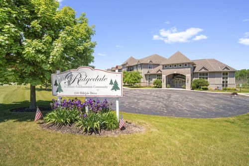 1306-230 Hilldale Drive, Hartford, WI, 53027 | Card Image