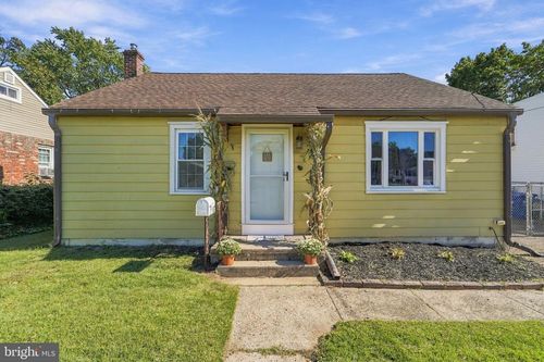 8 Pancoast Blvd, DELRAN, NJ, 08075-1436 | Card Image