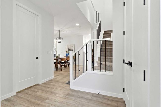 44 Magnolia Crescent Se, House other with 6 bedrooms, 5 bathrooms and 4 parking in Calgary AB | Image 4