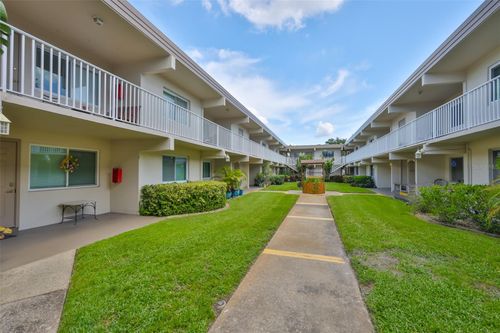 apt-206-6700 1st Ave S, St Petersburg, FL, 33707-1337 | Card Image