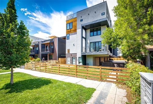 1585 King St, Denver, CO, 80204-1663 | Card Image