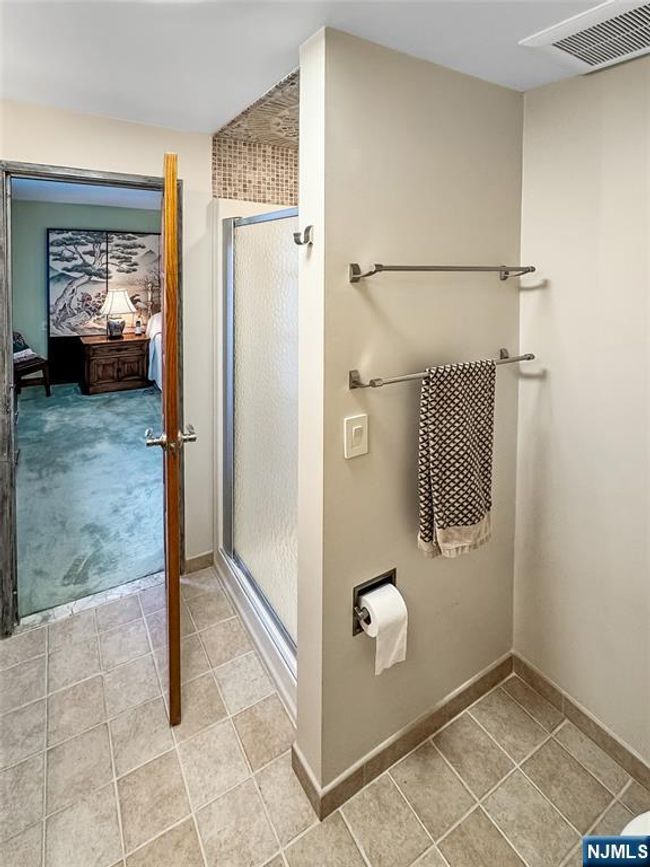 140 Euclid Ave, Condo with 2 bedrooms, 2 bathrooms and null parking in Hackensack NJ | Image 7