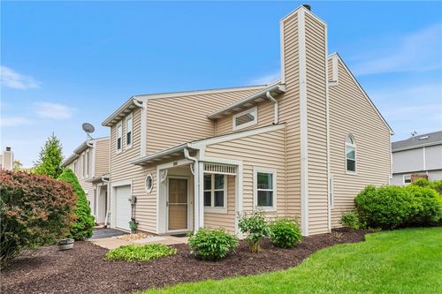 305 Squire Cir, Pittsburgh, PA, 15212-1976 | Card Image