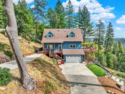 4560 Eight Mile Road, Camino, CA, 95709 | Card Image