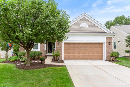 546 Glacier Ln, Howell, MI, 48843-9240 | Card Image
