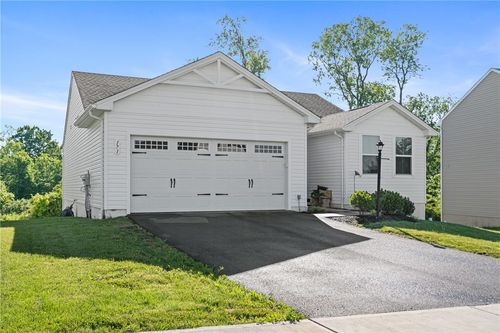 171 Alta Vista Dr, Imperial, PA, 15126-2180 | Card Image