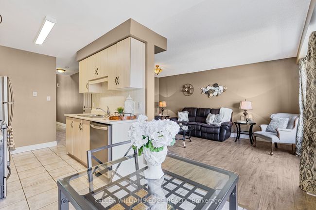UNIT-40 - 104 Frances Ave, Condo with 2 bedrooms, 3 bathrooms and 1 parking in Stoney Creek ON | Image 10