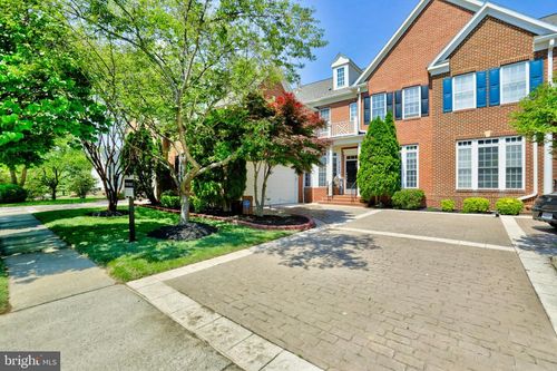 43642 Hartshire Ter, LEESBURG, VA, 20176-8403 | Card Image