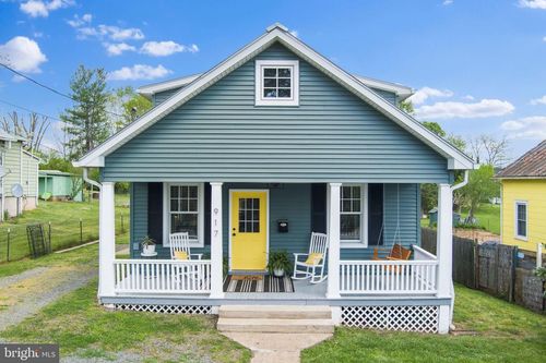 917 Terrace St, Culpeper, VA, 22701-2223 | Card Image