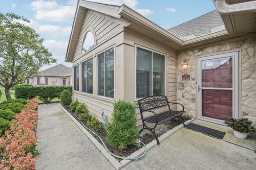 3702 Stoneway Pt, Powell, OH, 43065-8284 | Card Image