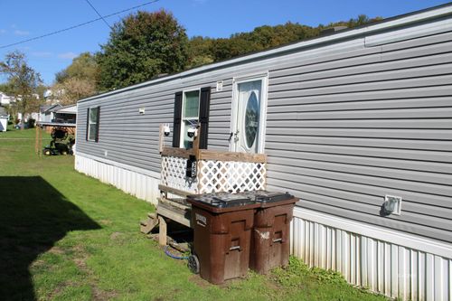 25 New, Glouster, OH, 45732 | Card Image