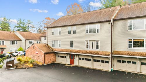 35-35 Village Walk, Wilton, CT, 06897-4026 | Card Image