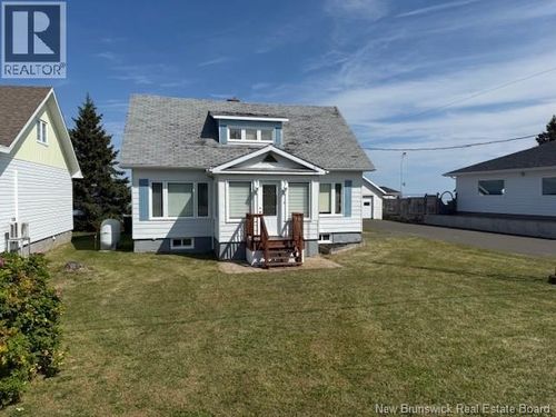 379 Chaleur St, Charlo, NB, E8E2B8 | Card Image