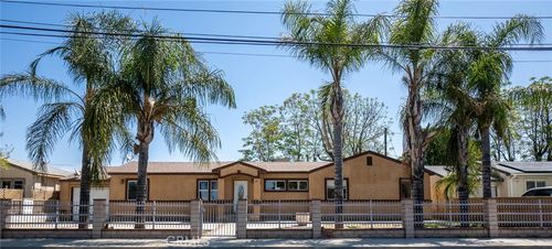 781 S Jordan Ave, San Jacinto, CA, 92583-4713 | Card Image