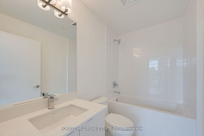 201 - 859 The Queensway, Condo with 2 bedrooms, 2 bathrooms and 1 parking in Etobicoke ON | Image 13