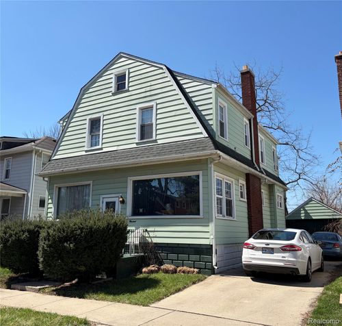 300 2nd St, Wyandotte, MI, 48192-2567 | Card Image