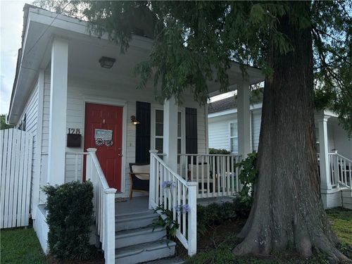 128 Nursery Ave, Metairie, LA, 70005-4224 | Card Image