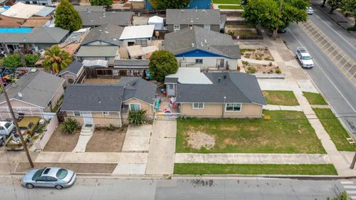 694 Central Ave, Hollister, CA, 95023 | Card Image