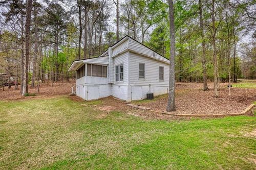 1697 County Line Ext, Mansfield, GA, 30055-2414 | Card Image