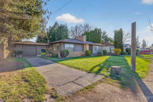712 Bryden Ave, Lewiston, ID, 83501-4910 | Card Image