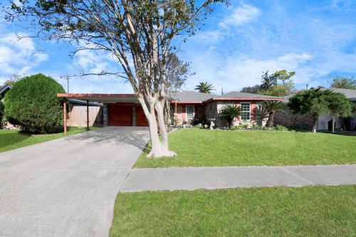 1110 E Brown Ln, Deer Park, TX, 77536-6510 | Card Image