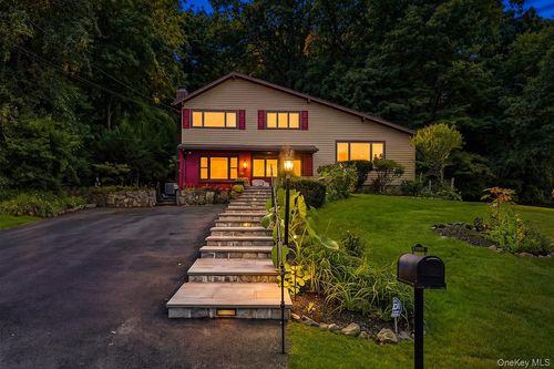 86 Fairview Place, Cortlandt, NY, 10567 | Card Image