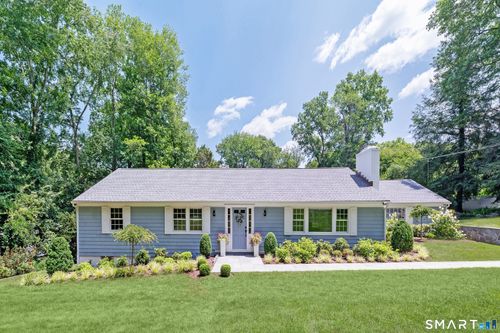 76 Comstock Hill Rd, New Canaan, CT, 06840-5218 | Card Image