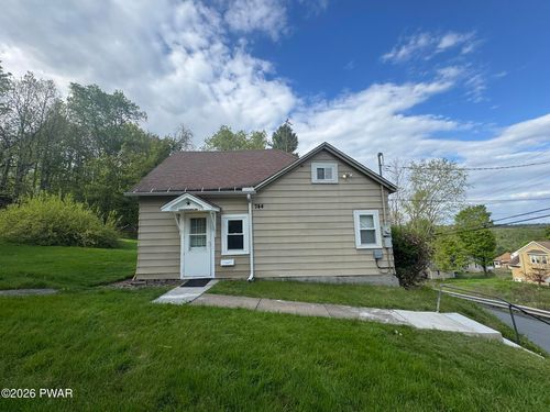 744 Ridge St, Honesdale, PA, 18431-1534 | Card Image