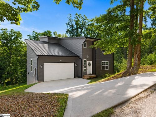 348 W Caroline St, Greenville, SC, 29611-7806 | Card Image