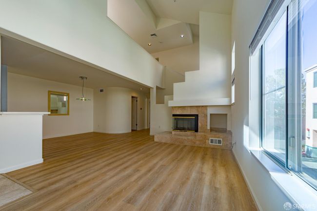 APT-1 - 981 Asilomar Ter, Townhouse with 2 bedrooms, 3 bathrooms and 2 parking in Sunnyvale CA | Image 14