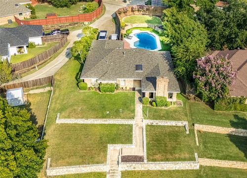3714 Queenswood Ln, Garland, TX, 75040-0945 | Card Image