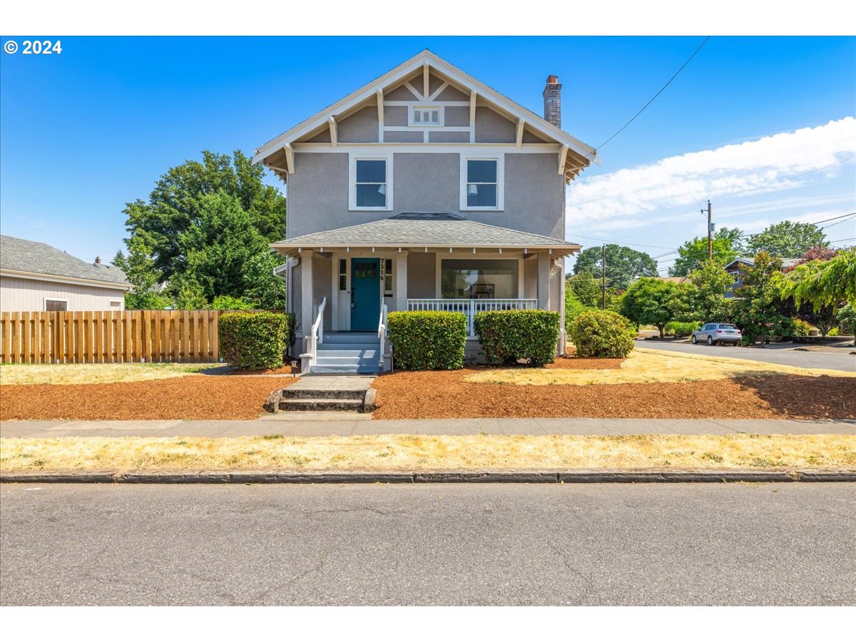 Buchanan Ave, Portland, OR 97203