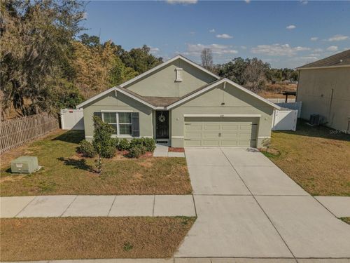 5618 Geiger Estates Dr, ZEPHYRHILLS, FL, 33541-1945 | Card Image
