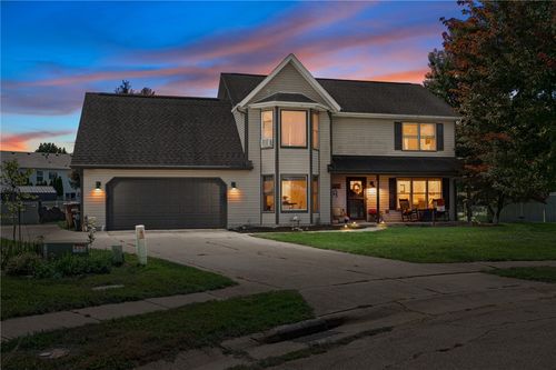 1121 Lori Ct, Xenia, OH, 45385-5734 | Card Image